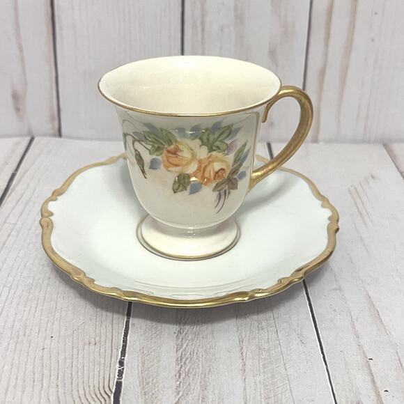 Vintage Mitterteich Bavaria "Golden Lark" Cup & Saucer Set Gold Trim Roses - Picture 1 of 8